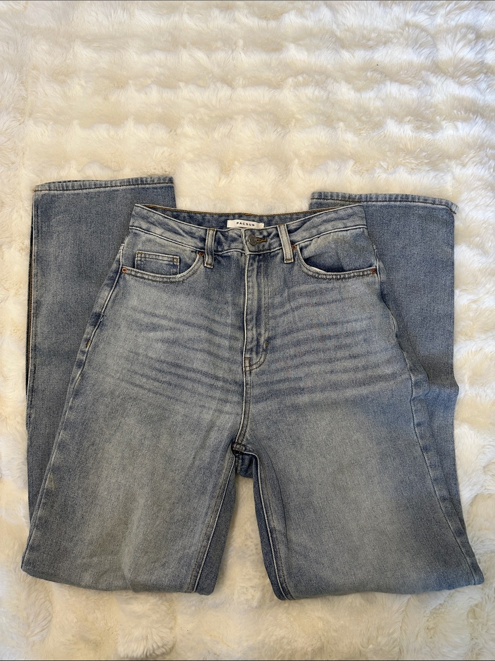 Agolde Straight-Leg  open side bottom Jeans in Light Blue Wash